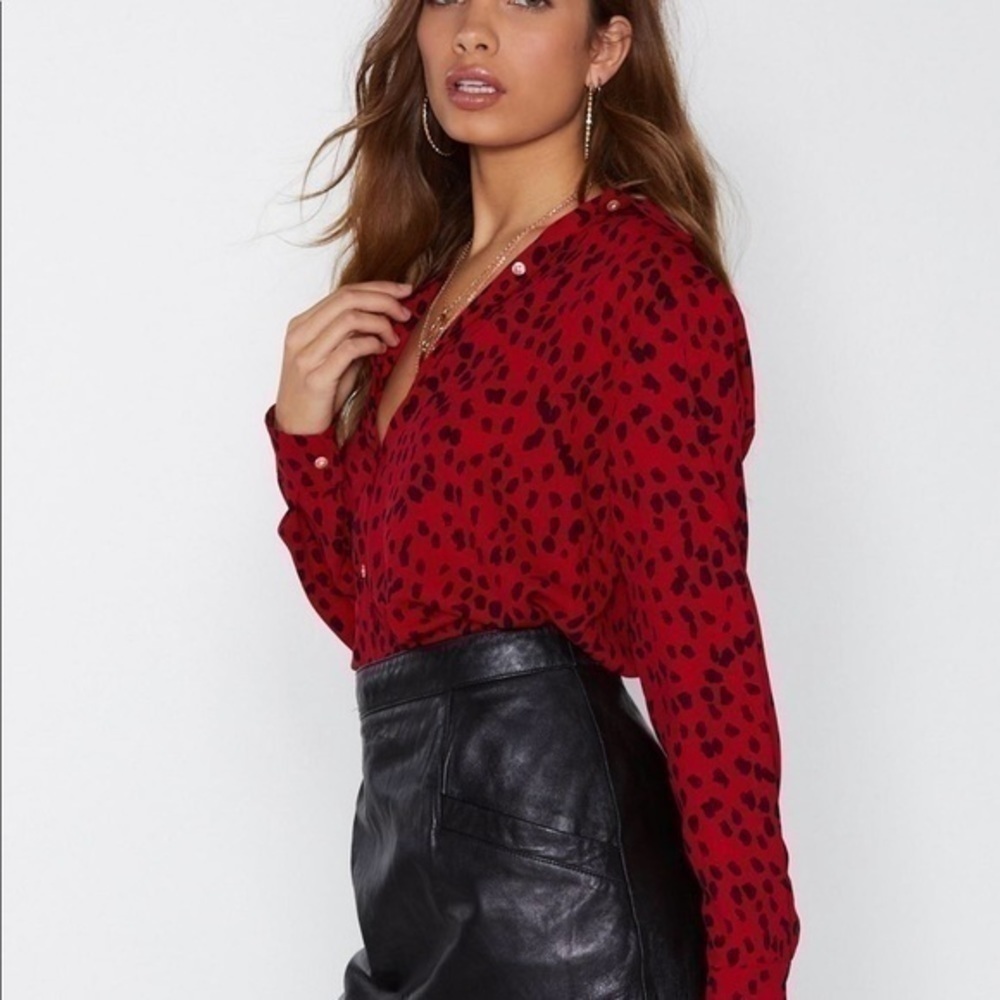 Red leopard button down blouse - Picture 2 of 4